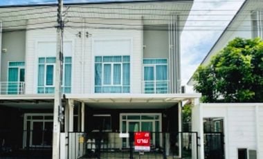 For sale 3 bedrooms townhouse in Don Mueang, Bangkok