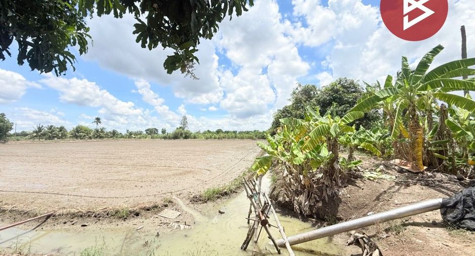 À vendre terrain à Nakhon Chai Si, Nakhon Pathom