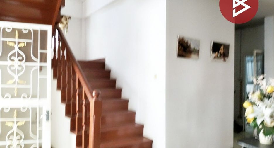 For sale 3 bedrooms house in Ban Pho, Chachoengsao