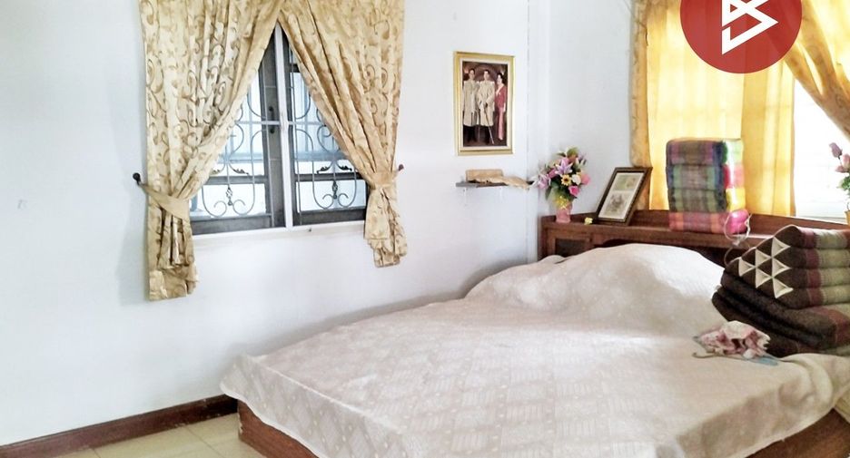 For sale 3 bedrooms house in Ban Pho, Chachoengsao