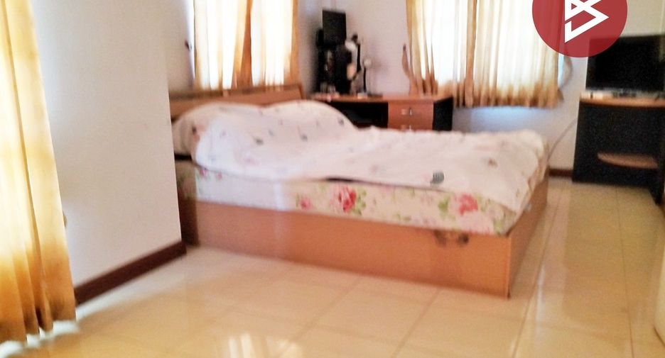 For sale 3 bedrooms house in Ban Pho, Chachoengsao