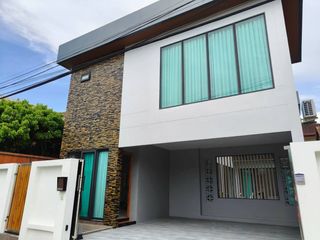 Продажа 3 спальни вилла в Банг Ламунг, Чонбури