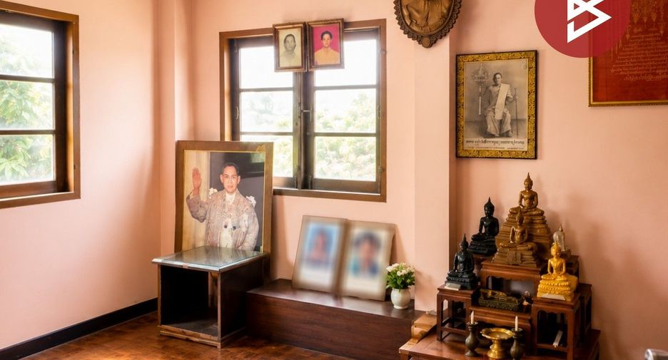 For sale 3 bedrooms house in Taling Chan, Bangkok