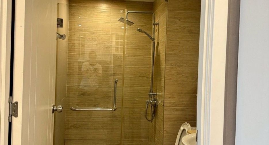 For sale 1 bed condo in Mueang Chon Buri, Chonburi