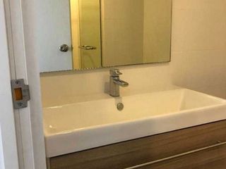 Аренда и продажа 1 кровать кондо в Mueang Nonthaburi, Нонтабури