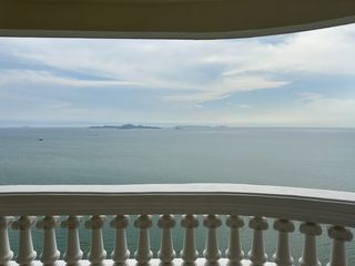 For rent 3 bedrooms condo in Bang Lamung, Chonburi