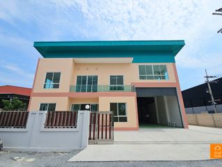 For sale 5 bedrooms warehouse in Sam Phran, Nakhon Pathom