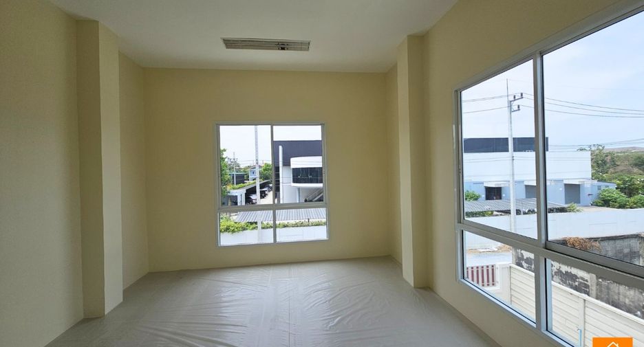 Продажа 5 спальни склад в Sam Phran, Накхонпатхом