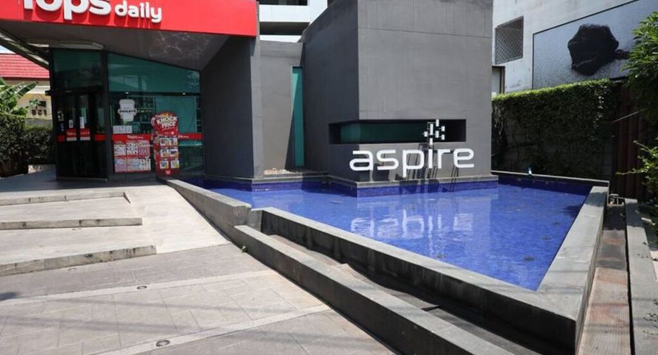 For sale 1 bed condo in Thon Buri, Bangkok