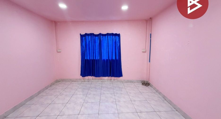 Reihenhaus zum Kauf mit 4 Zimmer in Thung Khru, Bangkok