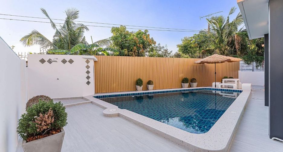 For sale 3 bedrooms house in East Pattaya, Pattaya