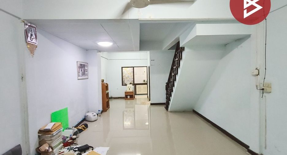 出售 2 卧室 联排别墅 在 Mueang Samut Prakan, Samut Prakan