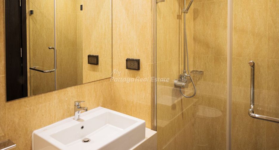 For sale 2 bedrooms condo in Bang Lamung, Chonburi