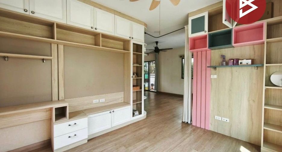 Haus zum Kauf mit 3 Zimmer in Mueang Pathum Thani, Pathum Thani
