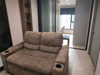 出售 1 卧室 公寓 在 Huai Khwang, 曼谷