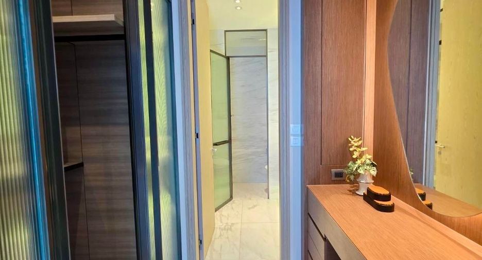 For sale 1 bed condo in Pathum Wan, Bangkok