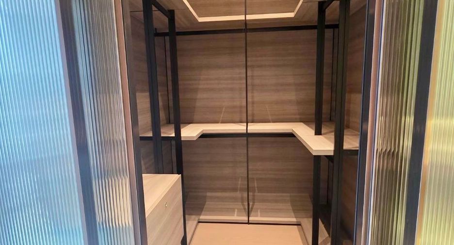 For sale 1 bed condo in Pathum Wan, Bangkok