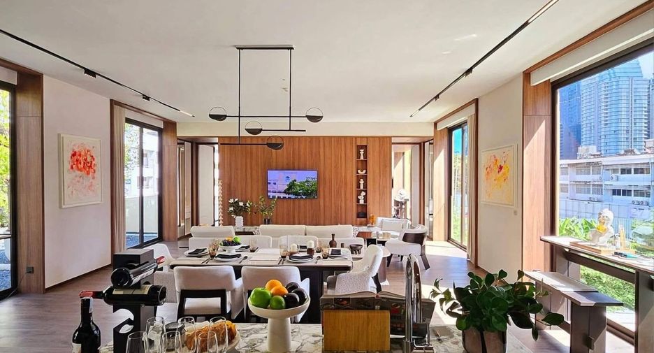 For sale 2 bedrooms condo in Sathon, Bangkok