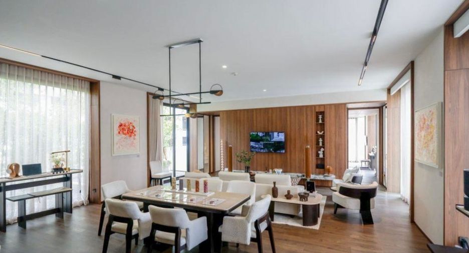 For sale 2 bedrooms condo in Sathon, Bangkok