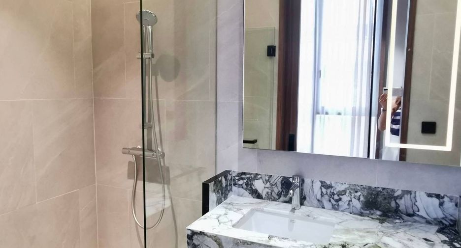 For sale 2 bedrooms condo in Sathon, Bangkok