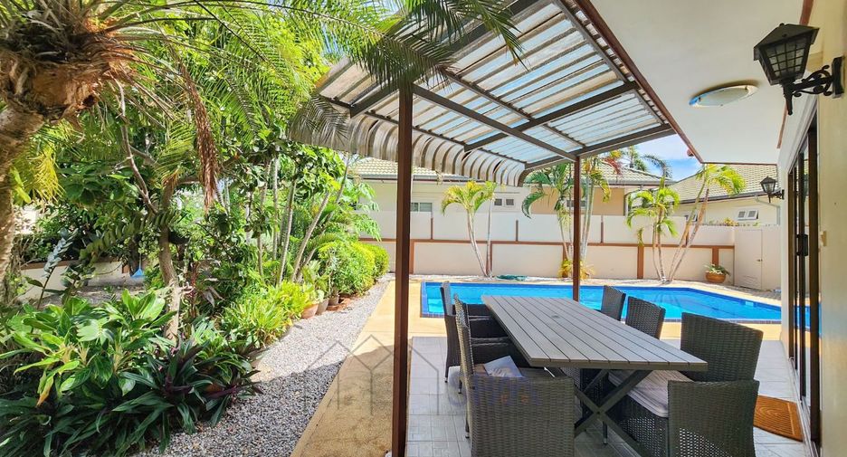 For sale 4 bedrooms villa in Cha Am, Phetchaburi