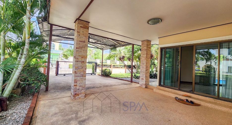 For sale 4 bedrooms villa in Cha Am, Phetchaburi