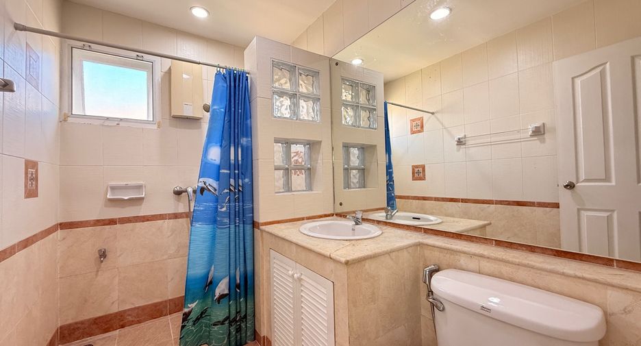 For rent 3 bedrooms house in San Sai, Chiang Mai