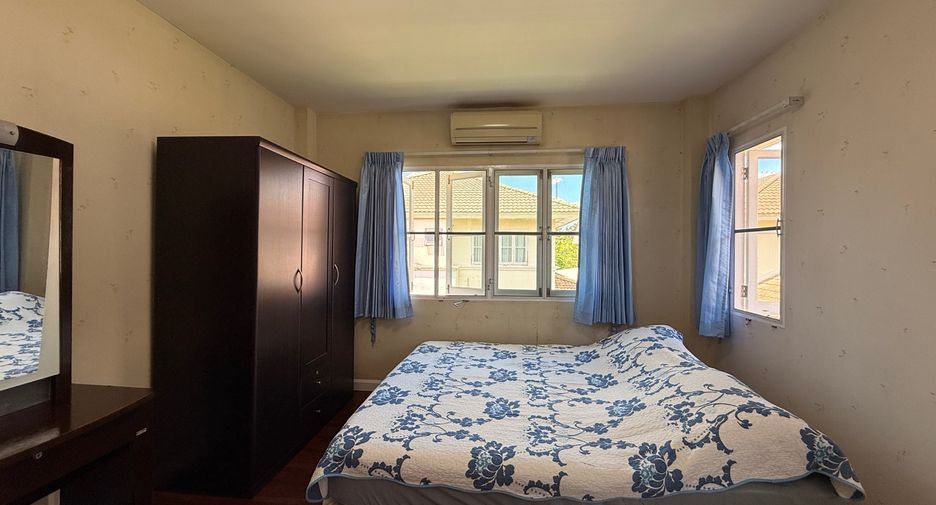 For rent 3 bedrooms house in San Sai, Chiang Mai