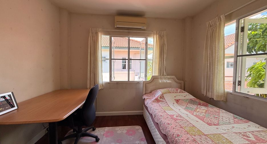 For rent 3 bedrooms house in San Sai, Chiang Mai