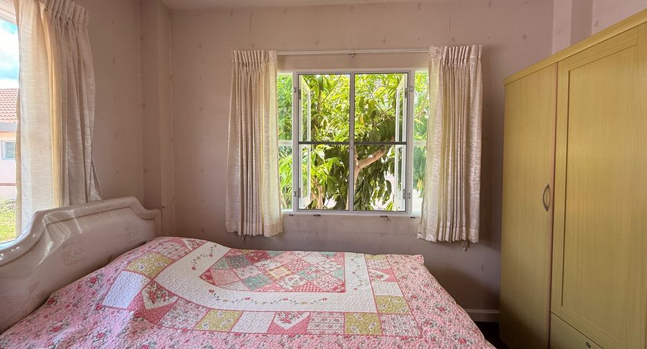 For rent 3 bedrooms house in San Sai, Chiang Mai
