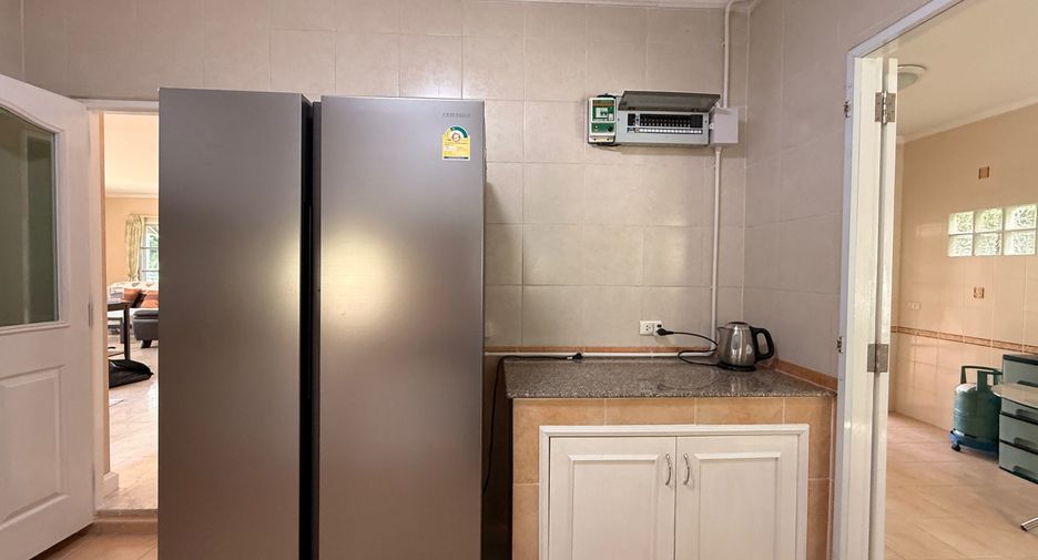 For rent 3 bedrooms house in San Sai, Chiang Mai
