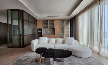 À louer 2 chambres appartement avec services à Khlong San, Bangkok