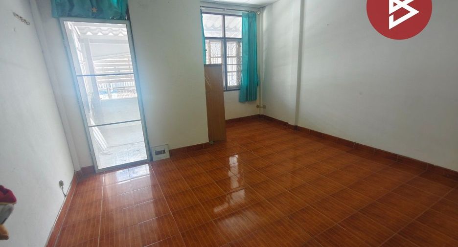 For sale 2 bedrooms townhouse in Lam Luk Ka, Pathum Thani
