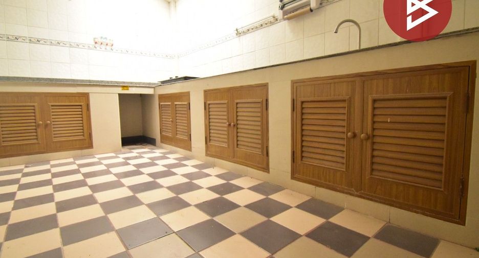 For sale 5 bedrooms house in Bang Phli, Samut Prakan