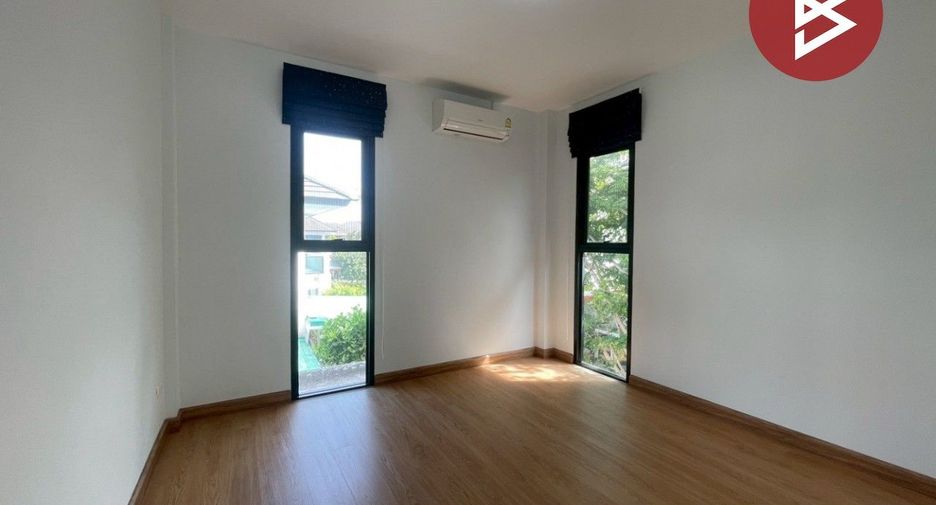 For sale 3 bedrooms house in Ban Chang, Rayong