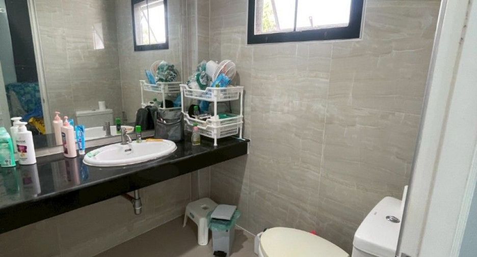 For sale 3 bedrooms house in Ban Chang, Rayong