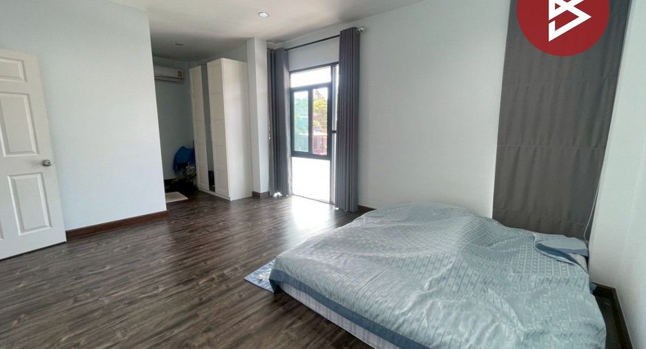For sale 3 bedrooms house in Ban Chang, Rayong