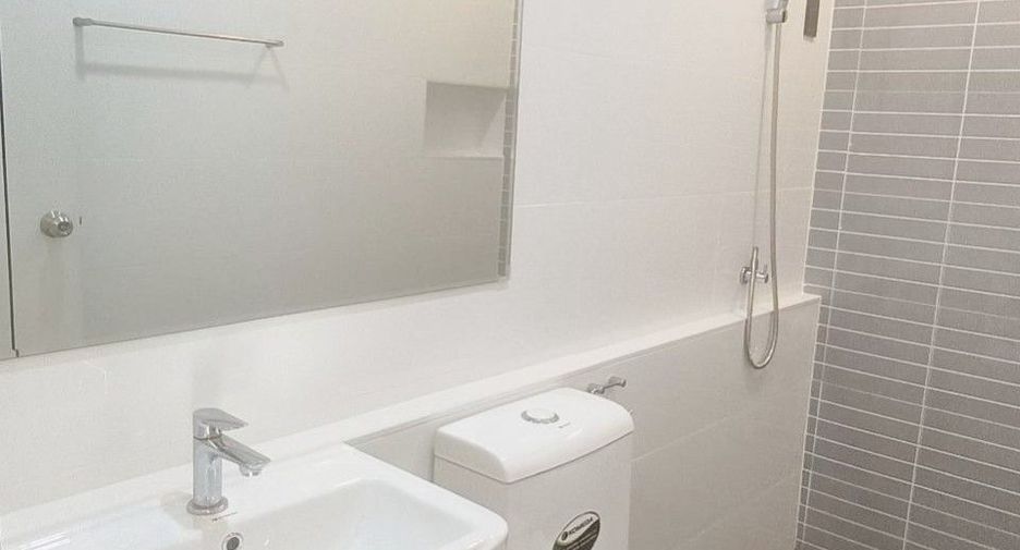 For sale 2 bedrooms house in Ban Bueng, Chonburi