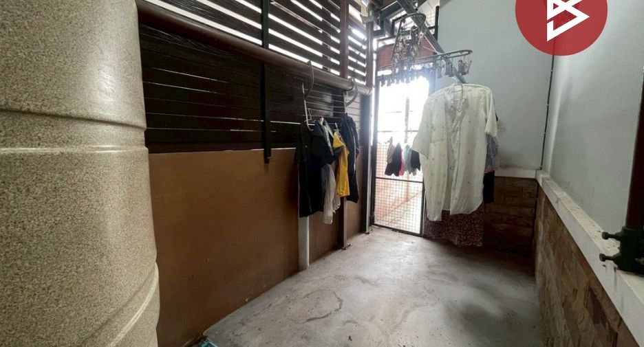 For sale 3 ベッドルーム house in Mueang Rayong, Rayong