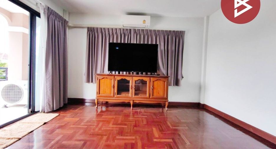 For sale 3 bedrooms house in Thung Khru, Bangkok