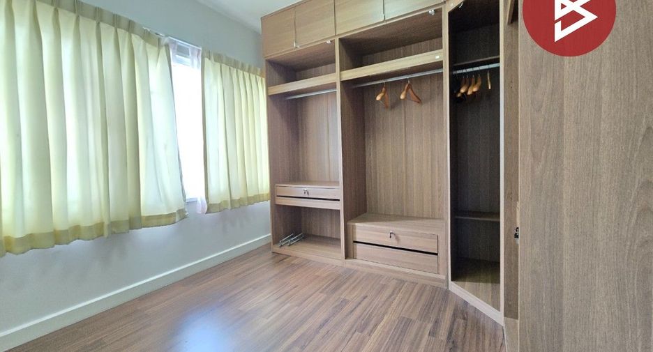 For sale 3 bedrooms townhouse in Chom Thong, Bangkok