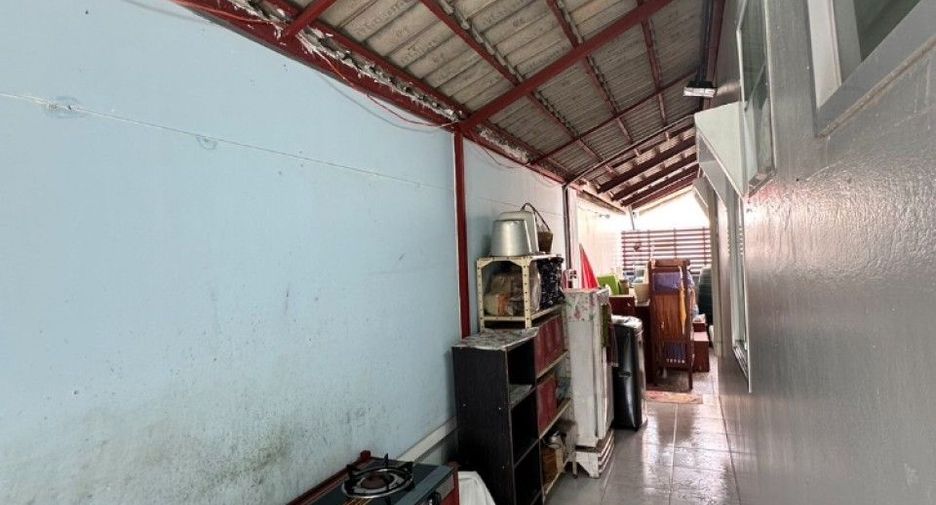 For sale 3 bedrooms house in Mueang Nakhon Ratchasima, Nakhon Ratchasima