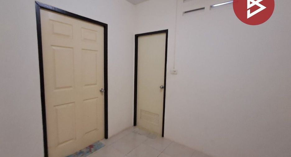 For sale 2 bedrooms retail Space in Phan Thong, Chonburi