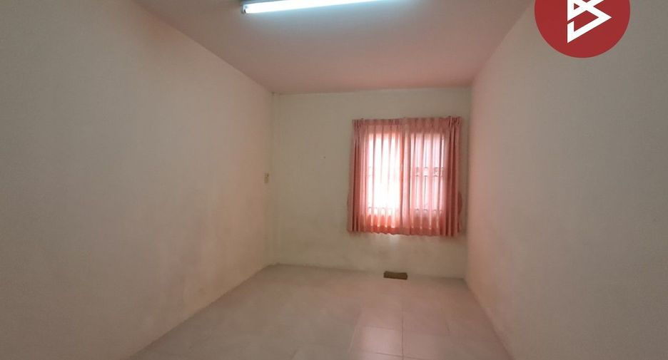 For sale 2 bedrooms retail Space in Phan Thong, Chonburi