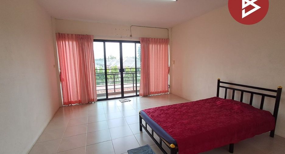 For sale 2 bedrooms retail Space in Phan Thong, Chonburi