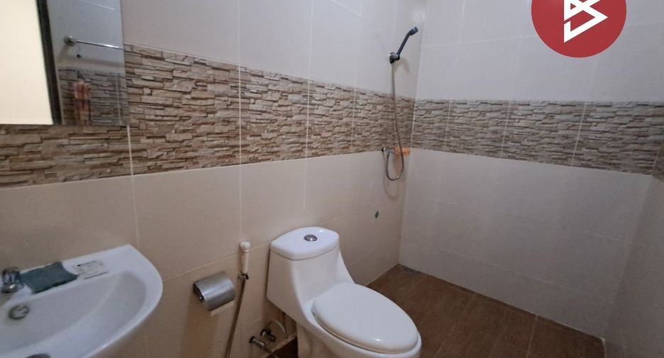 For sale 2 bedrooms retail Space in Phan Thong, Chonburi
