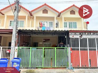 For sale 2 bedrooms townhouse in Mueang Samut Prakan, Samut Prakan