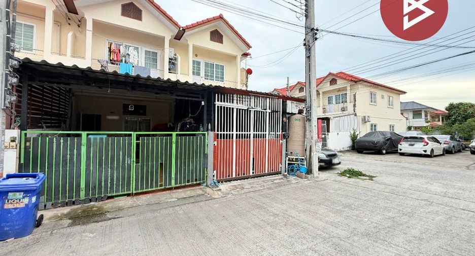For sale 2 bedrooms townhouse in Mueang Samut Prakan, Samut Prakan