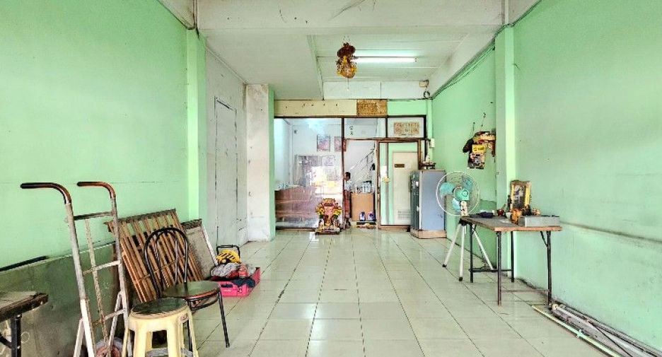 For rent and for sale 3 bedrooms retail Space in Mueang Chon Buri, Chonburi