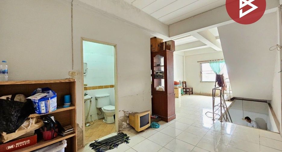 For rent and for sale 3 bedrooms retail Space in Mueang Chon Buri, Chonburi